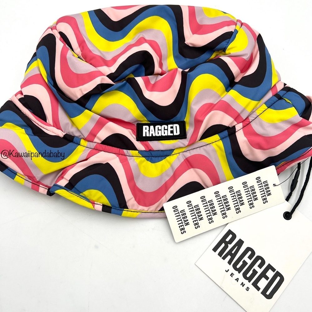 NWT Ragged Priest Rainbow Abstract Wavy Pink Black Reversible Puffer Bucket Hat